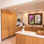 Adamas Villa *